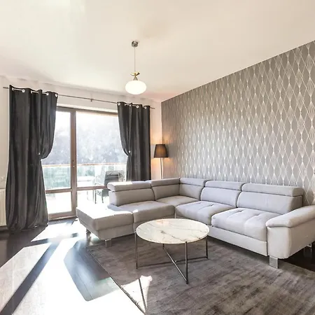 Апартаменти Tampa Gardens - Adults Only Брашов