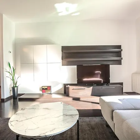 Tampa Gardens - Adults Only *