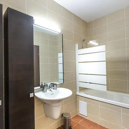 Апартаменти Tampa Gardens - Adults Only *