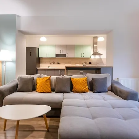 Tampa Gardens - Adults Only Брашов