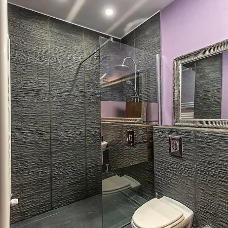 Tampa Gardens - Adults Only