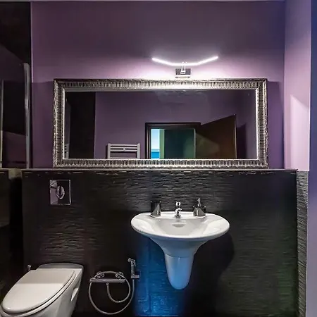 Tampa Gardens - Adults Only *