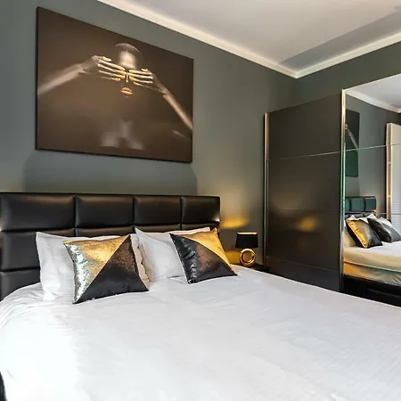 Tampa Gardens - Adults Only Брашов