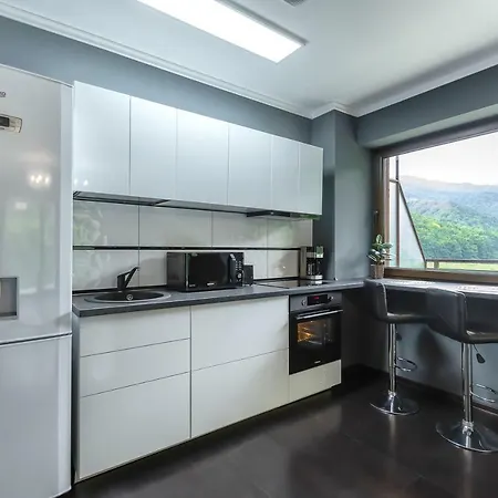 Tampa Gardens - Adults Only Apartment Brasov