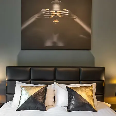 Tampa Gardens - Adults Only Апартаменти