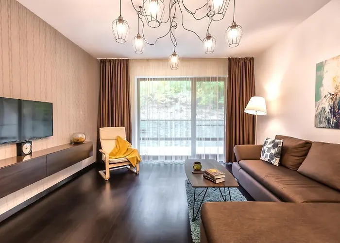 Tampa Gardens - Adults Only Appartement Braşov