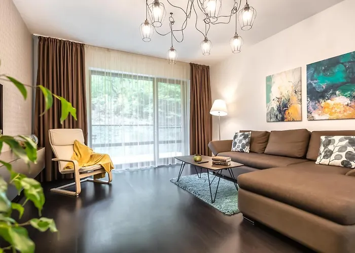 Tampa Gardens - Adults Only