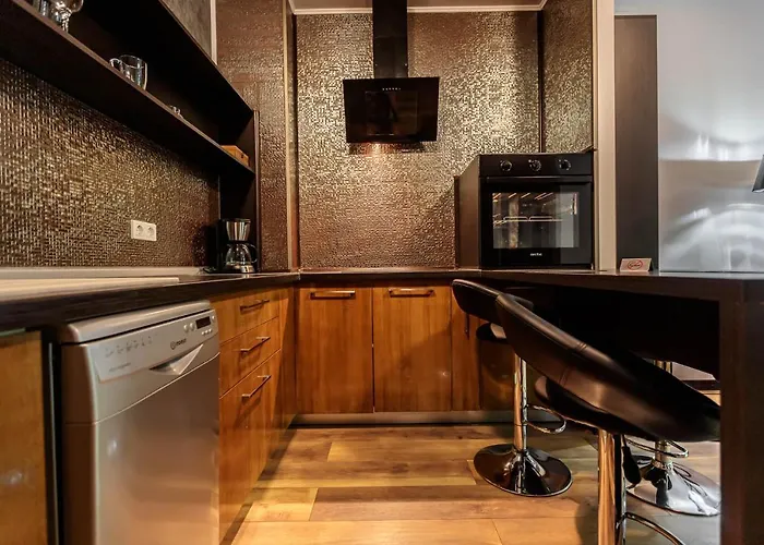 Tampa Gardens - Adults Only