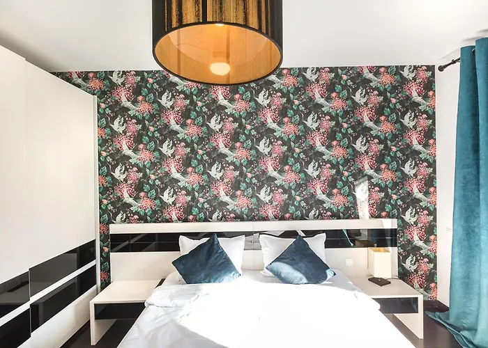 Tampa Gardens - Adults Only Braşov