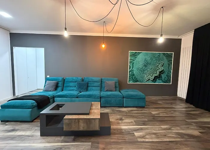 Tampa Gardens - Adults Only Appartement Braşov